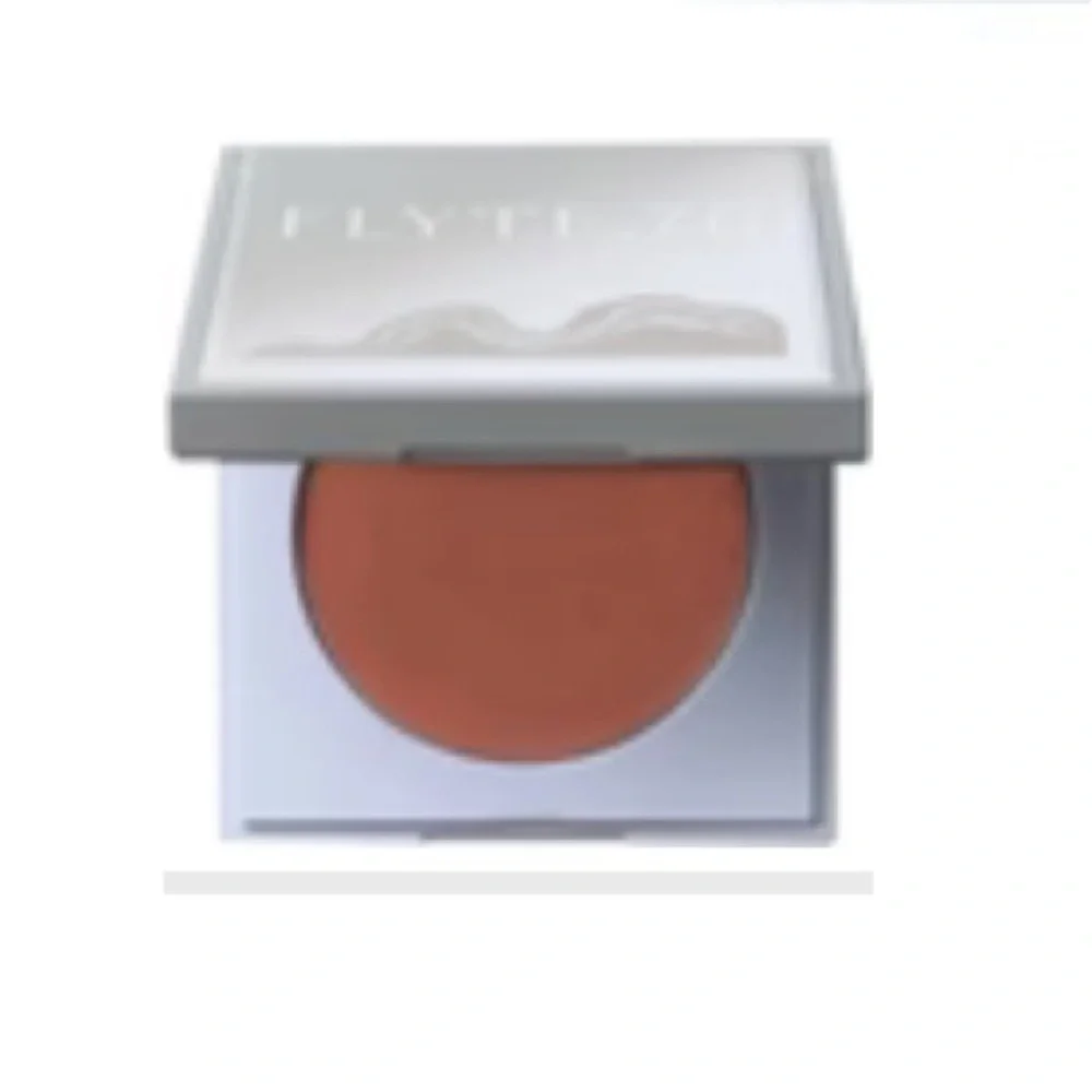 FLYTE.70 Cheek Creme Look of Love